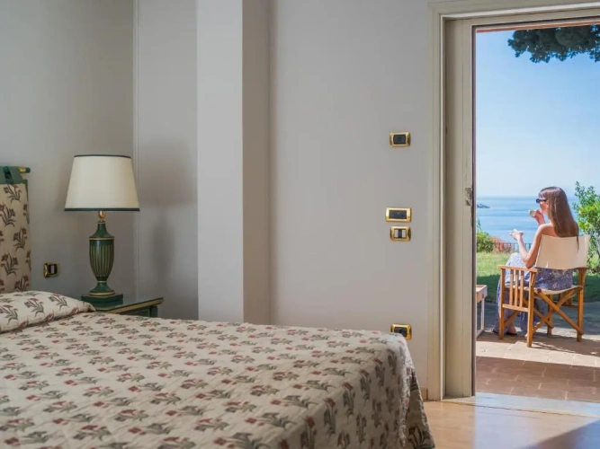 Classic Double room with sea view