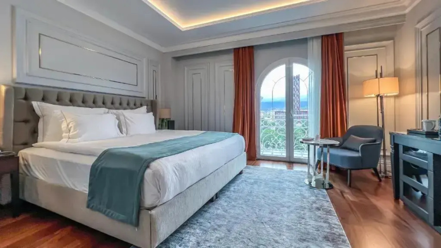 XHEKO IMPERIAL Hotel