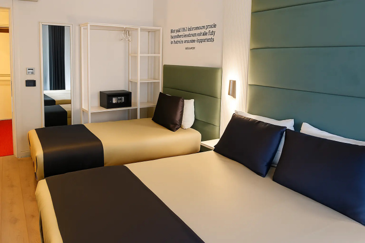 Business Triple room