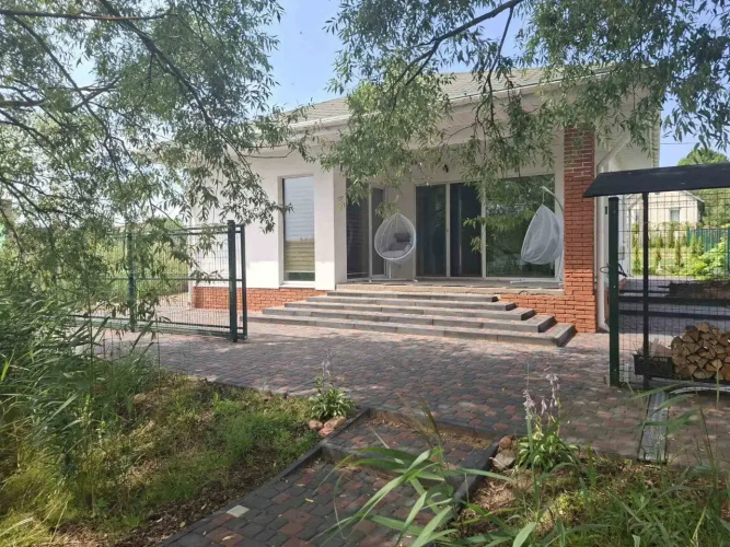 River Spa Private House