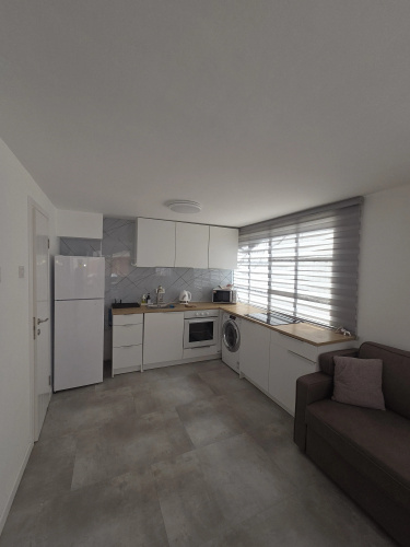 V Nagarii Flat