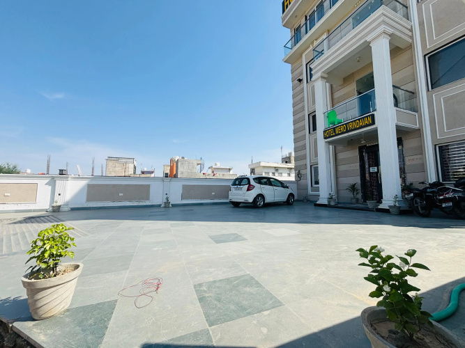 Mero Vrindavan Hotel