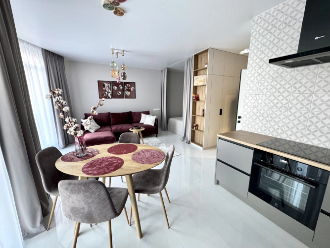 v ZhK Komfort Park Flat