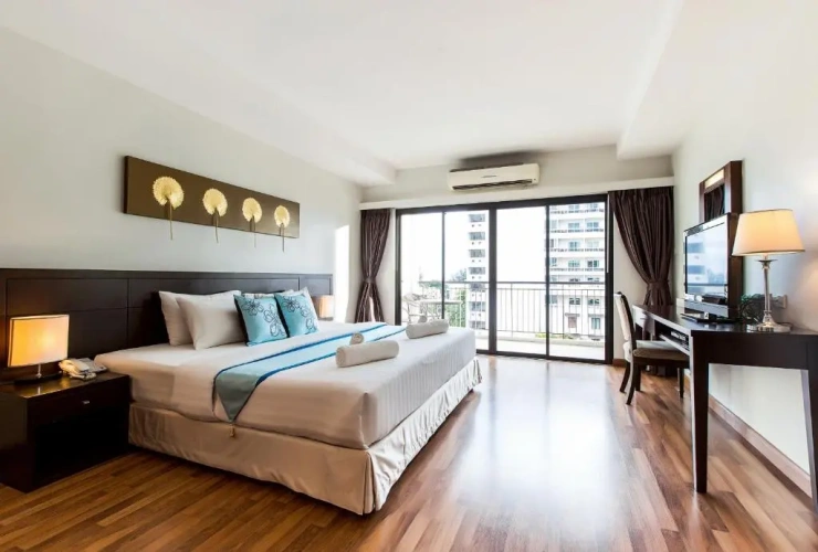 Grand Deluxe Double room with balcony