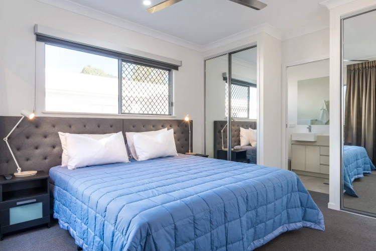 3 Bedrooms Apartment with view