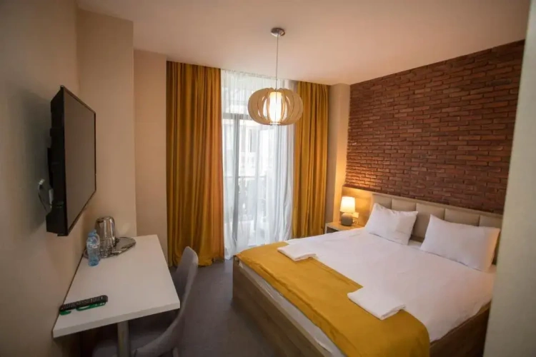 Standard Double room with view