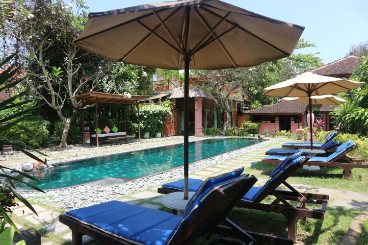 La Taverna Suites Hotels