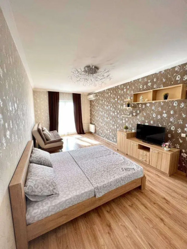 Фотография номера квартиры Квартира на Александра Покрышкина 4/4 (83)