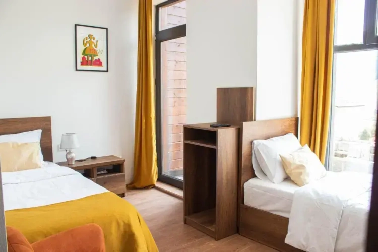 Standard Triple room with balcony