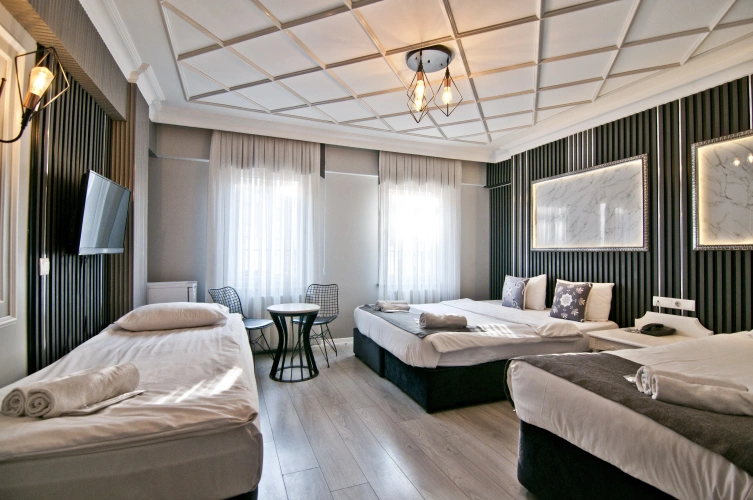 Standard Quadruple Family room