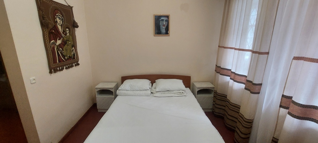 Economy Triple room with view