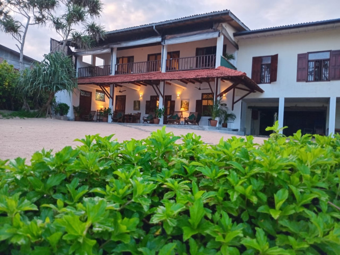 South Point Abbey 4 bedroom beach front Villa