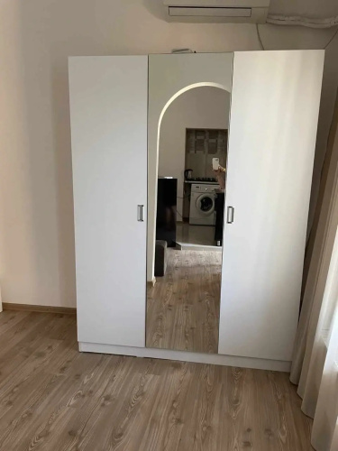 Nana’s Studio Apartment