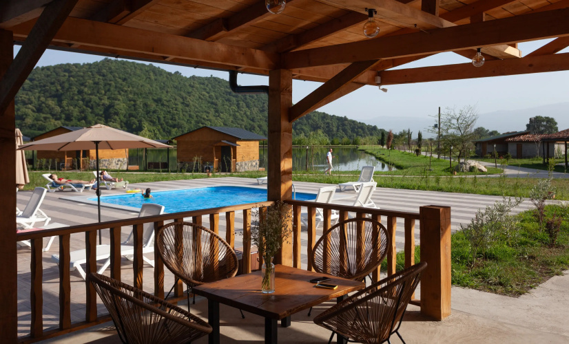 Resort Moretoni Lake