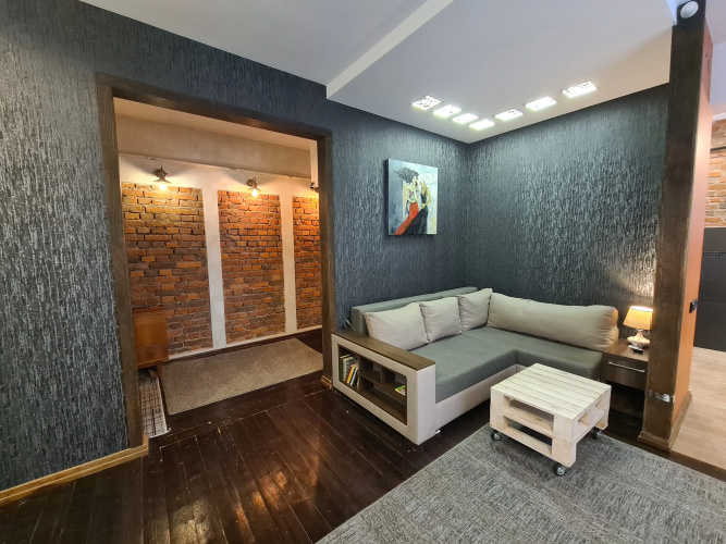 Simple Flat Apartments