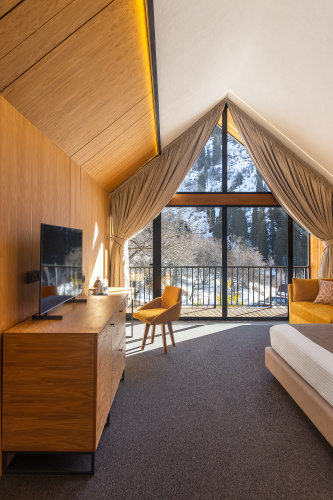 Standard Double room with balcony and with view