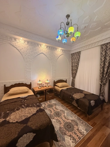 2 Bedrooms Deluxe room with courtyard view