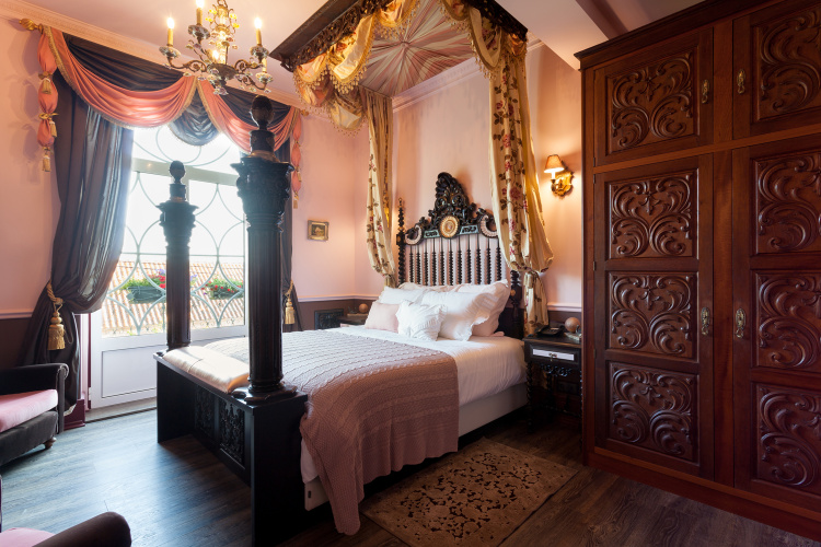 Standard Double room with balcony and with view