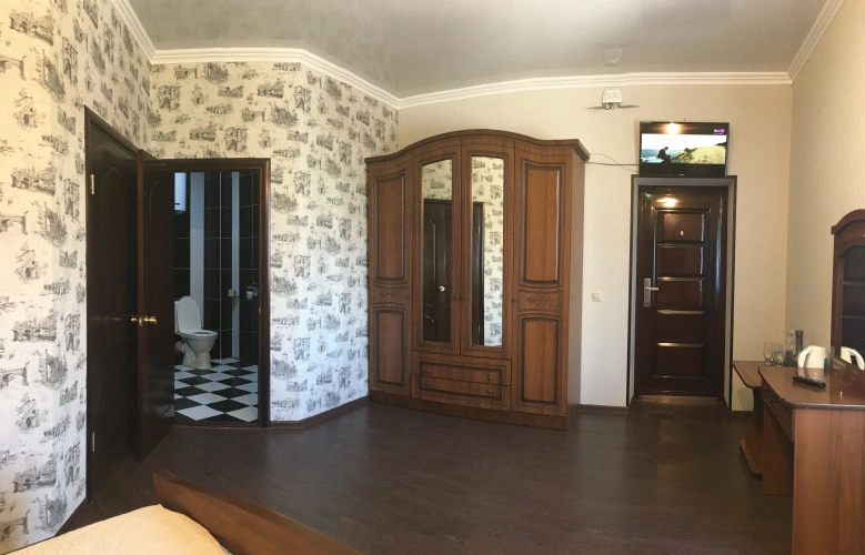 Family Quadruple room with balcony