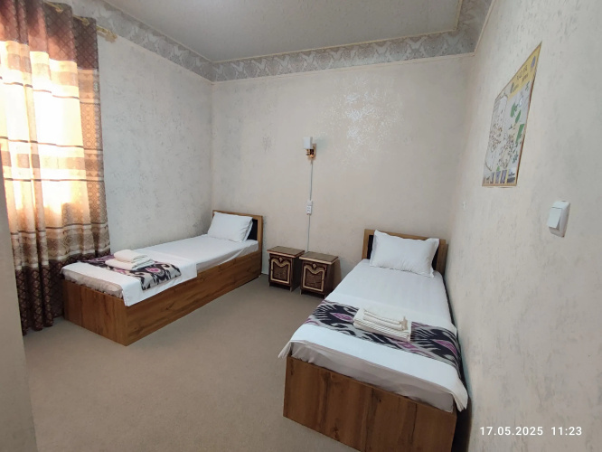 Oybek Guest House