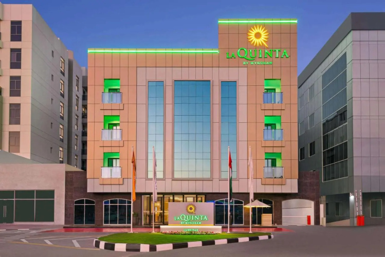 La Quinta By Wyndham Dubai Jumeirah photo 8