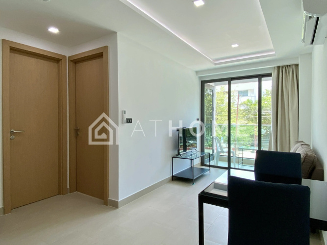 Breeze Beachside 203 Apartments