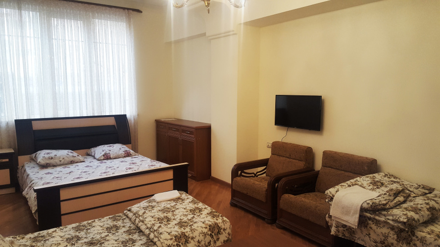 Economy Quadruple room