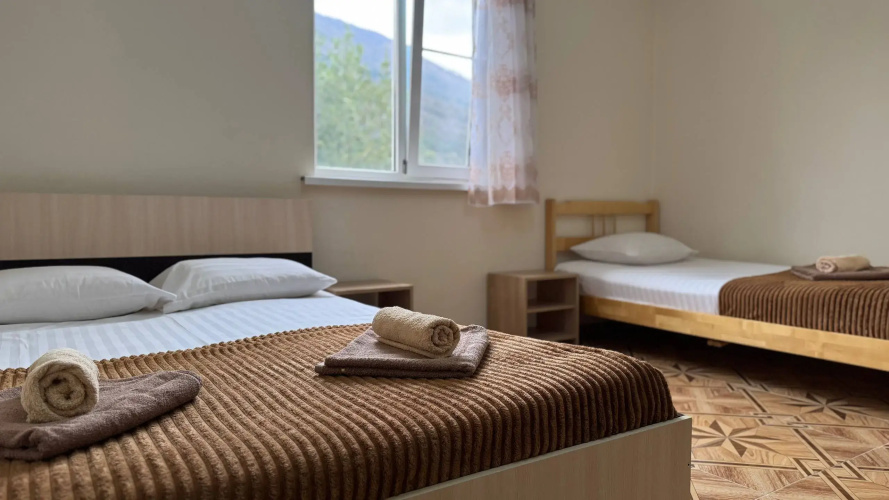 Lavra Hotel