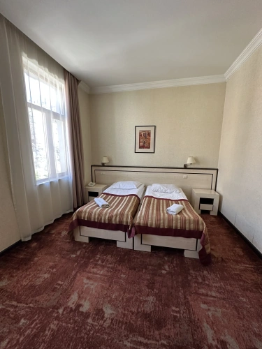 2 Bedrooms Apartment with balcony and with city view