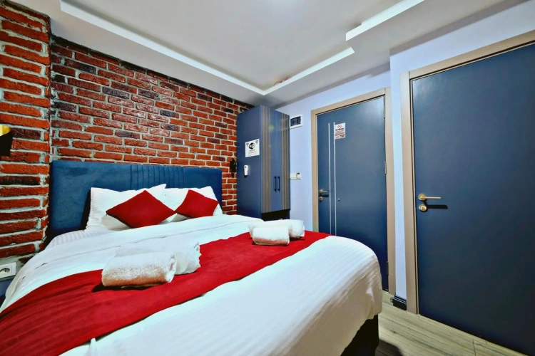 Economy room