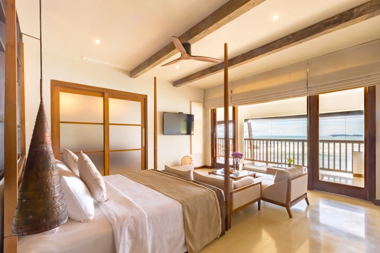 Suite with balcony and with ocean view