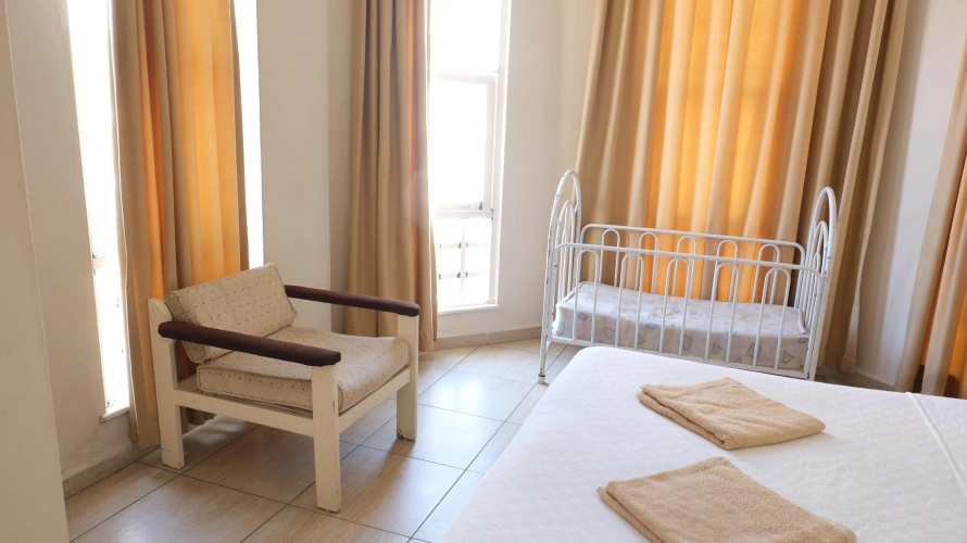 Standard room with balcony and with mountain view