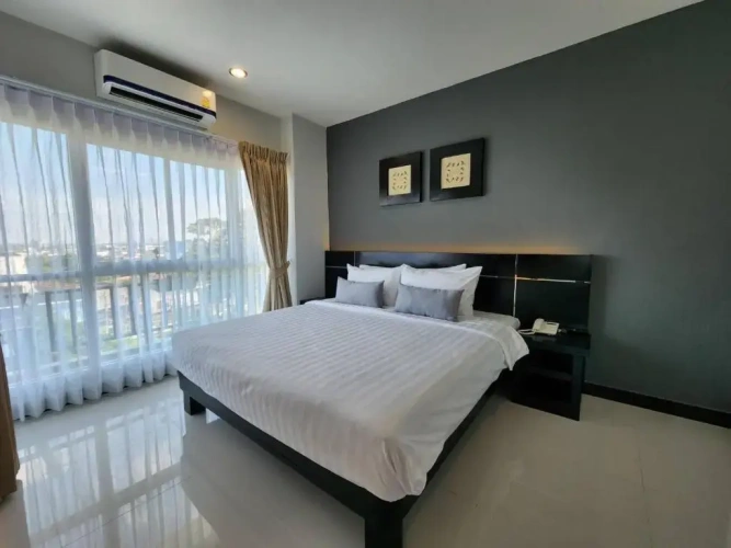 1 Bedroom Double room with balcony and with sea view