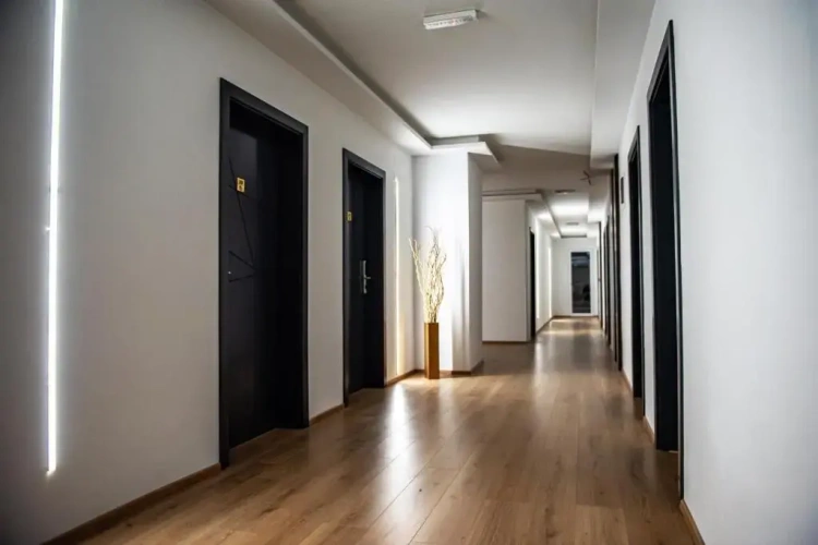 Standard Twin room with balcony