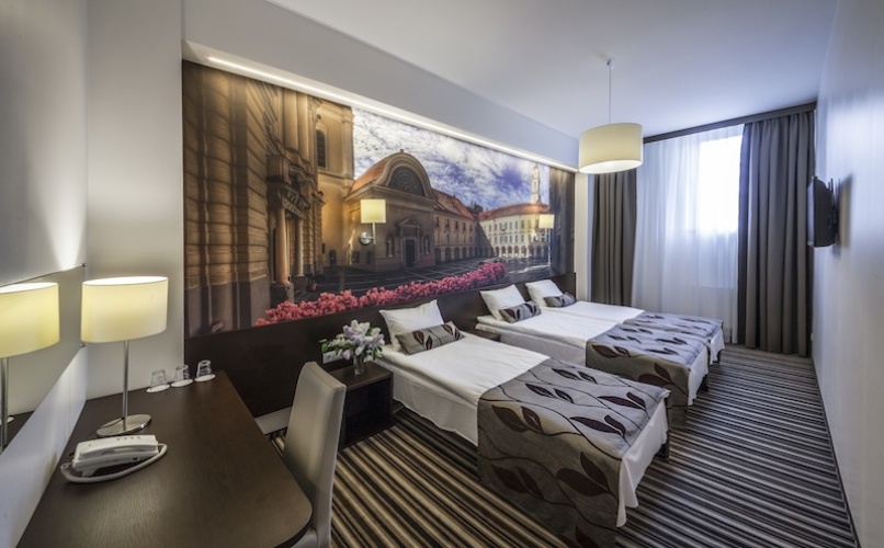 Superior Triple room