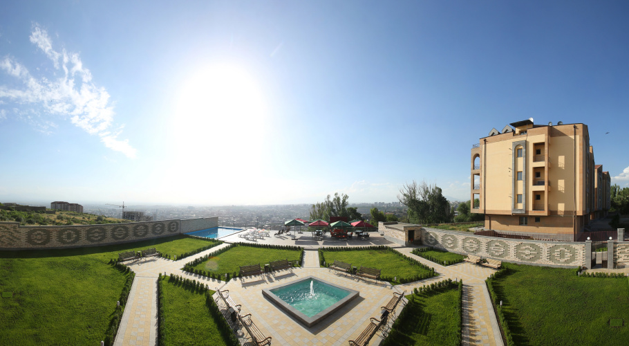 Nare Hotel
