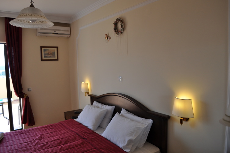 Superior Double room with balcony and with sea view