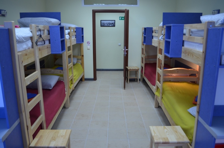 Bed in Dorm (male dorm)