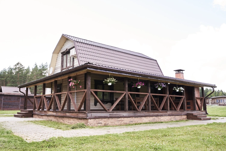 Sextuple Cottage