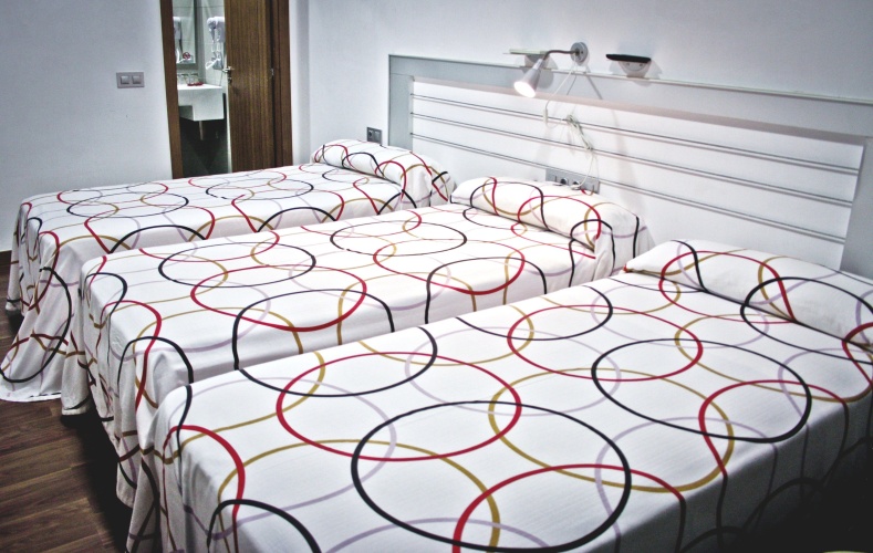 Triple room