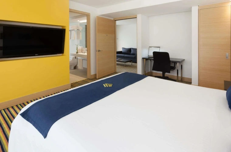 Double Suite