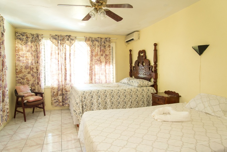 Standard Quadruple room