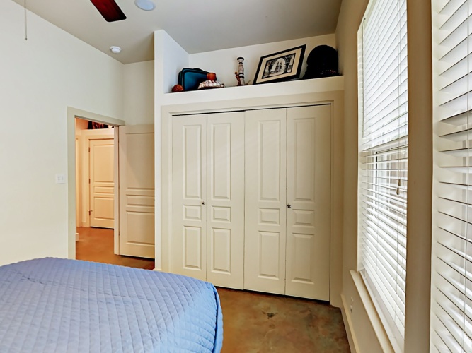 2 Bedrooms Cottage