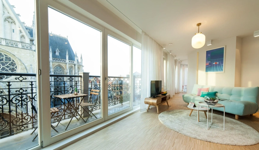 2 Bedrooms Apartment
