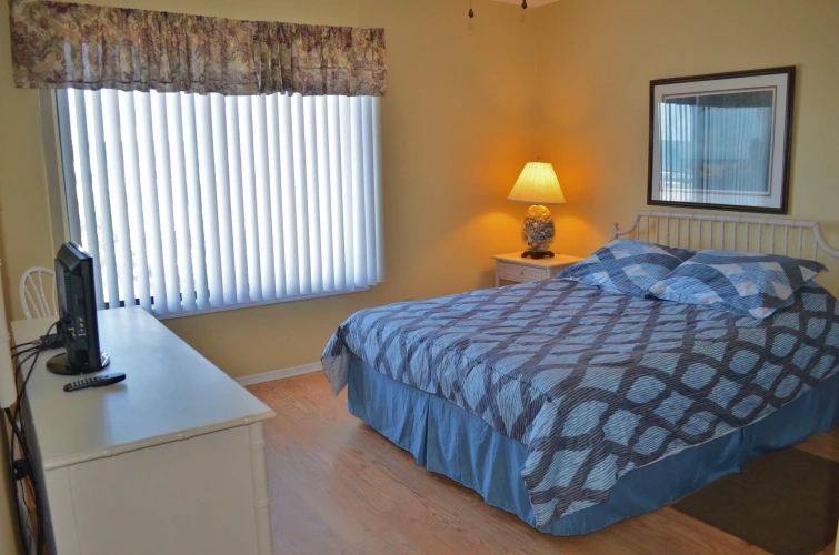 3 Bedrooms Standard room with balcony and beachfront