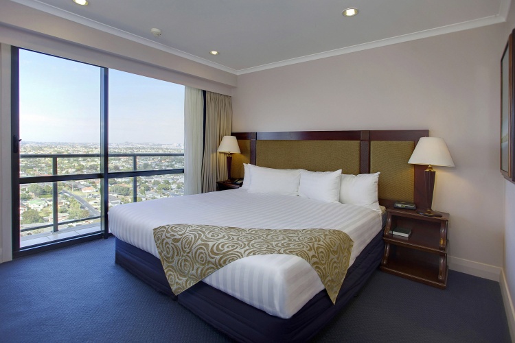 1 Bedroom Suite