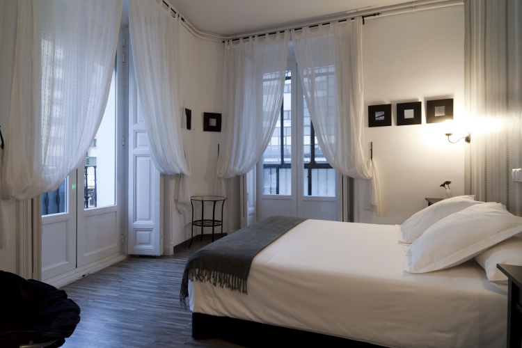 Suite with balcony and with view