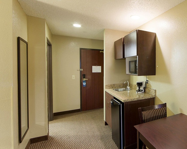 Quadruple Suite