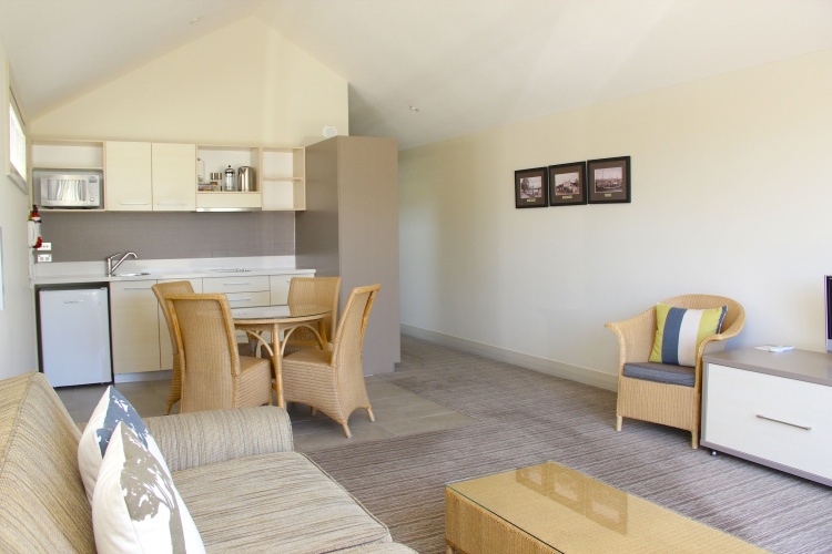 1 Bedroom Deluxe Apartment