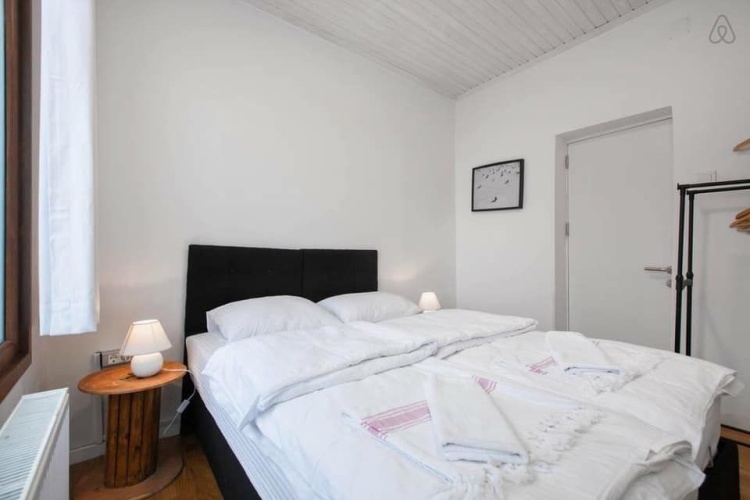 Classic Twin Apartment